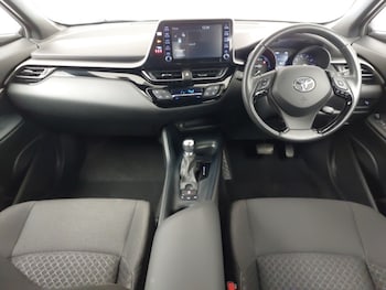 Used Toyota C-HR 2023 for sale - 78446657: Photo