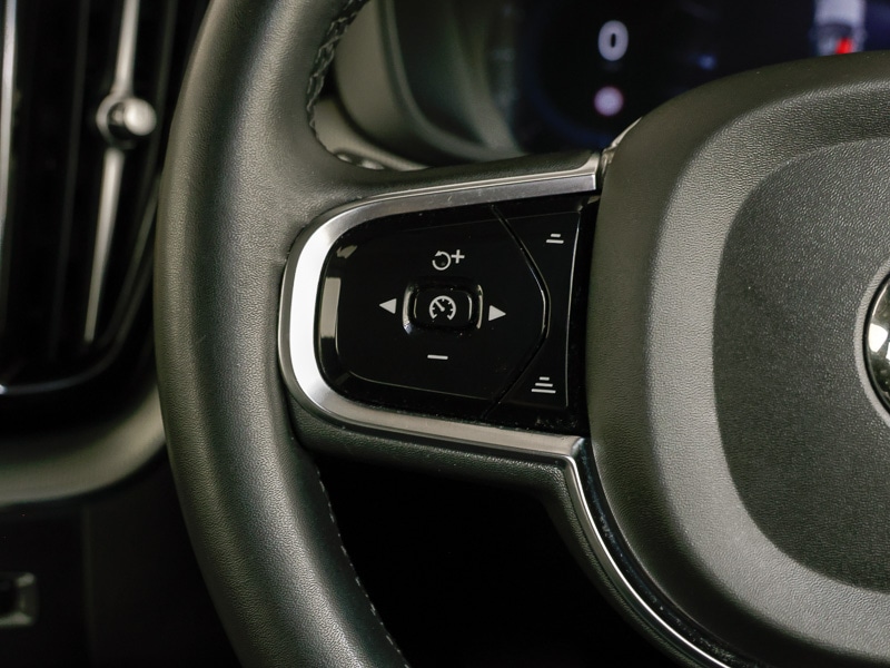 Used Volvo XC60 2023 for sale - 77076171: Photo 16