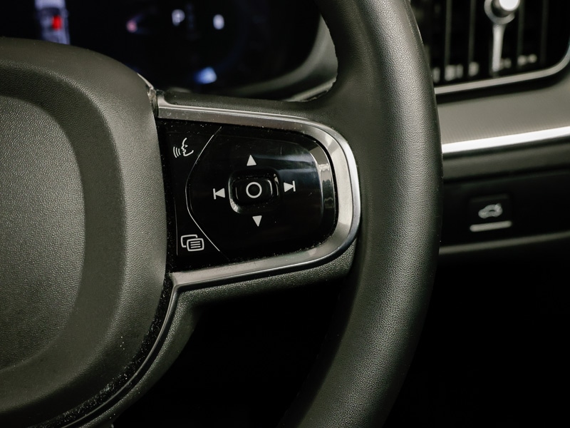 Used Volvo XC60 2023 for sale - 77076171: Photo 17