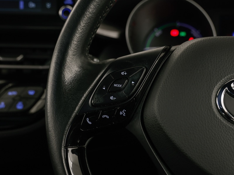 Used Toyota C-HR 2022 for sale - 76687639: Photo 17