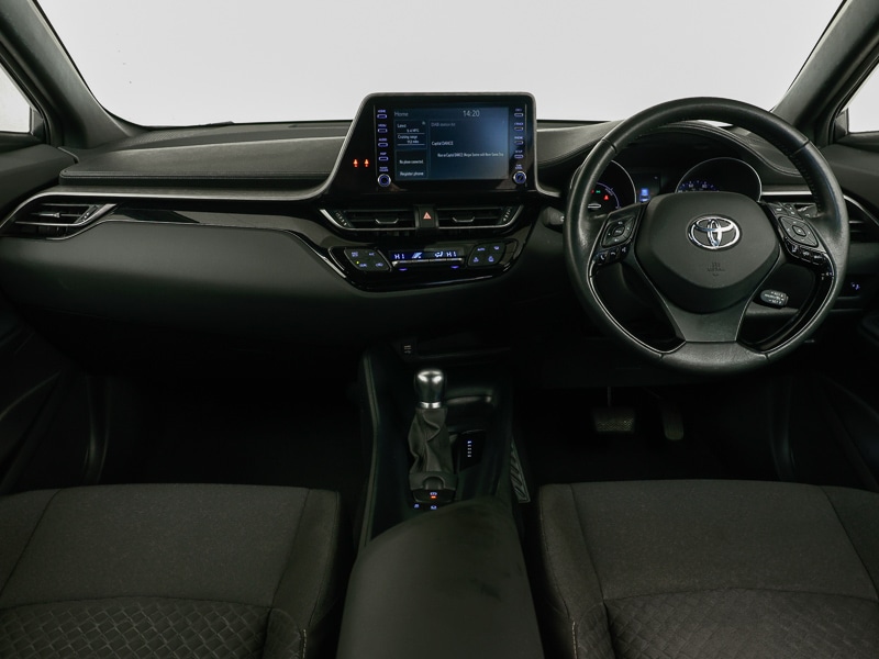 Used Toyota C-HR 2022 for sale - 76687639: Photo 2