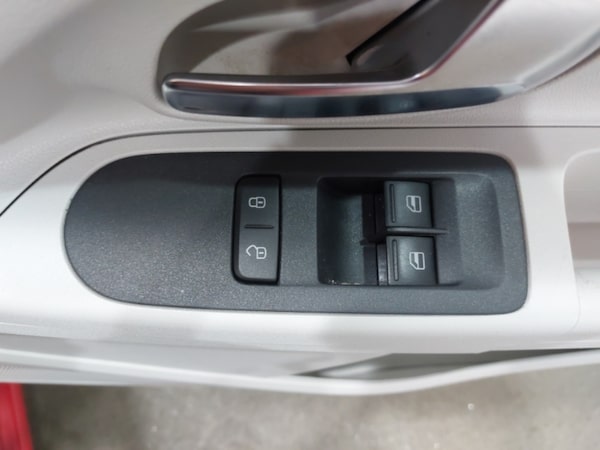 Used Volkswagen up! 2017 for sale - 76204815: Photo 17