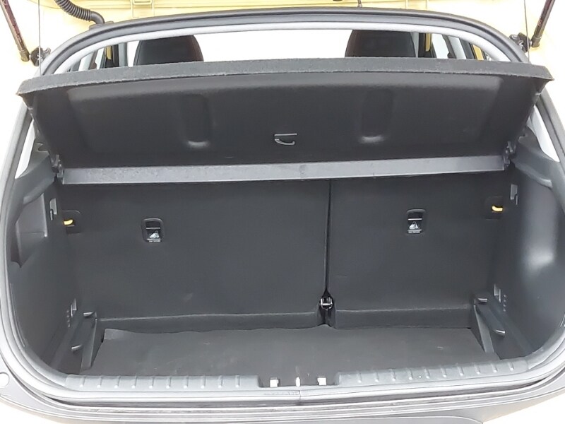 Used Kia Stonic 2022 for sale - 75989119: Photo 8