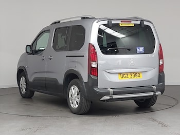 Used Peugeot Rifter 2021 for sale - 76183200: Photo