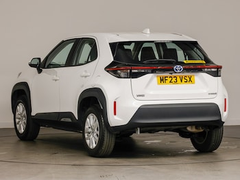 Used Toyota Yaris Cross 2023 for sale - 79343161: Photo