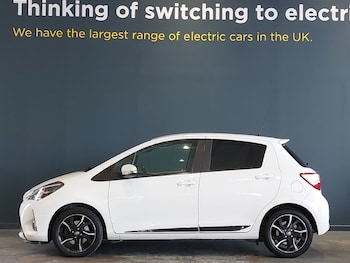 Used Toyota Yaris 2017 for sale - 76204874: Photo 4