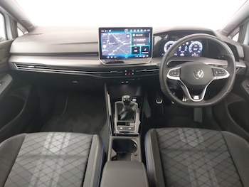 Used Volkswagen Golf 2024 for sale - 76393094: Photo