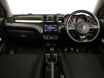 Used Suzuki Swift 2019 for sale - 79315693: Photo