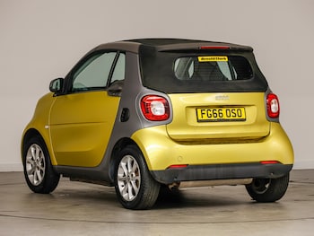 Used smart fortwo 2016 for sale - 76907172: Photo