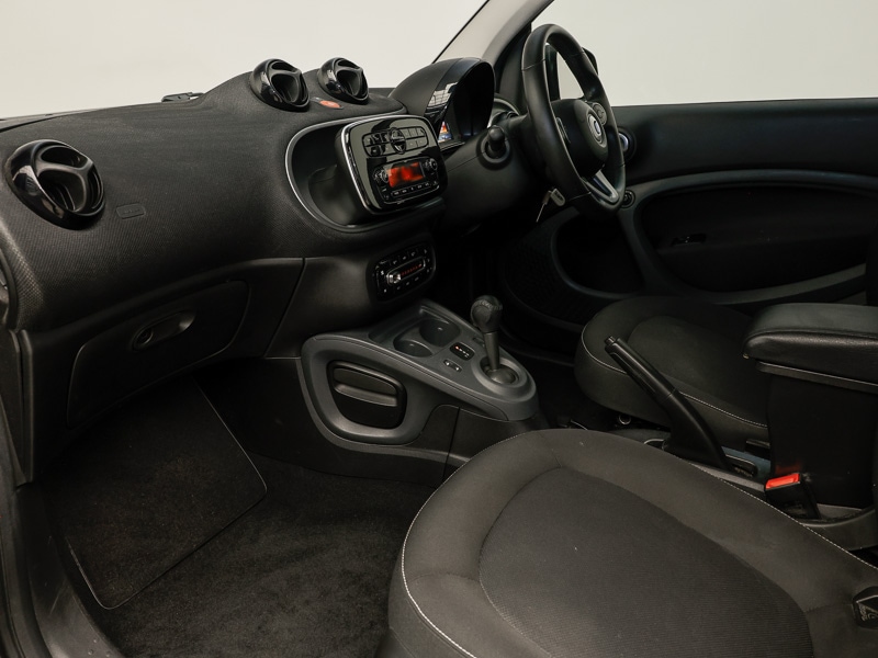 Used smart fortwo 2016 for sale - 76907172: Photo 5