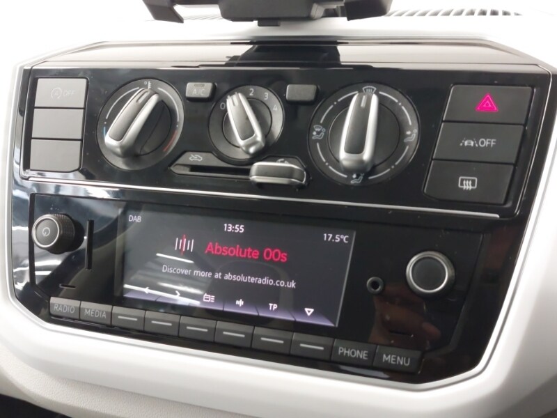 Used Volkswagen up! 2023 for sale - 78151573: Photo 11