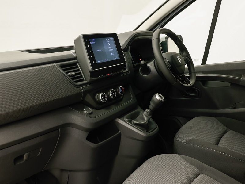 Used Renault Trafic 2025 for sale - 76915543: Photo 2