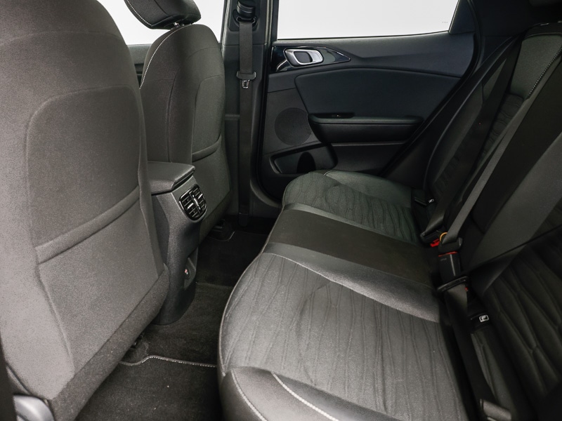 Used Kia XCeed 2023 for sale - 76815941: Photo 6