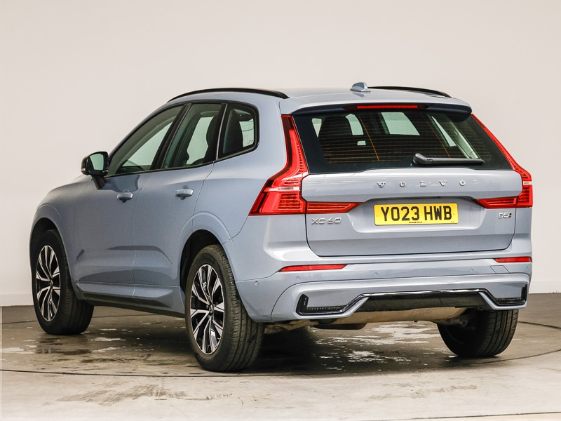 Used Volvo XC60 2023 for sale - 77149751: Photo 3