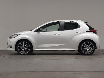 Used Toyota Yaris 2023 for sale - 77495223: Photo