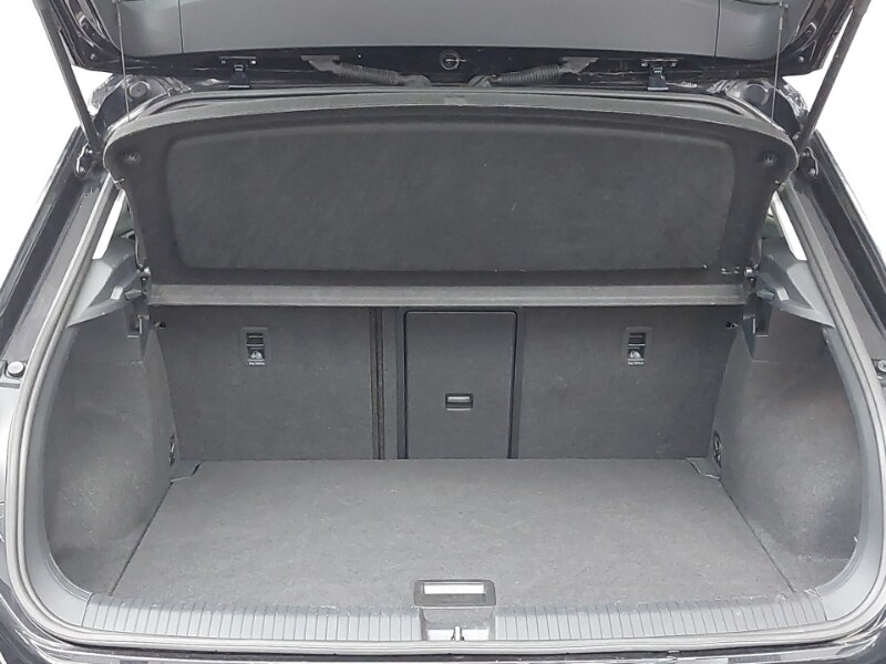 Used Volkswagen T-Roc 2023 for sale - 77816835: Photo 8