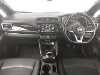 Used Nissan Leaf 2022 for sale - 76465002: Photo