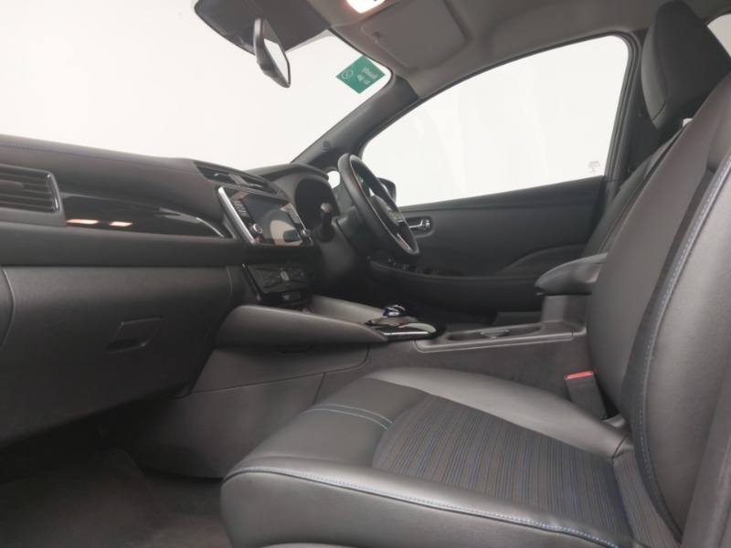 Used Nissan Leaf 2022 for sale - 76465002: Photo 5