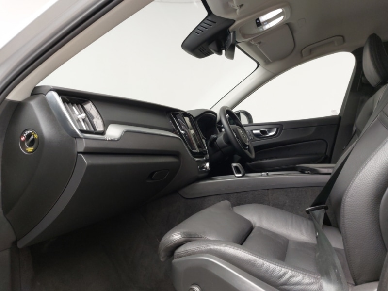 Used Volvo XC60 2023 for sale - 76614135: Photo 5