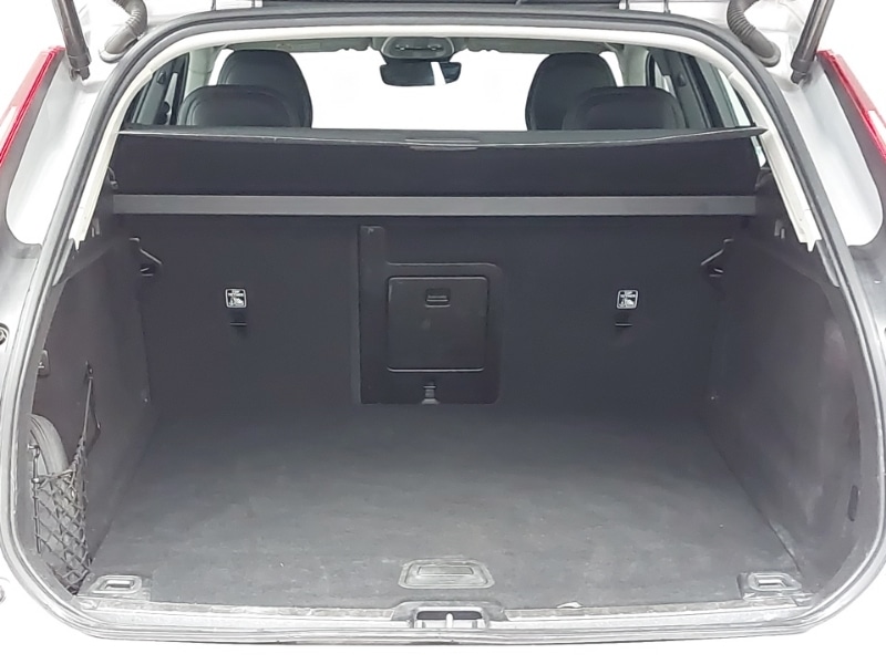 Used Volvo XC60 2023 for sale - 76614135: Photo 8