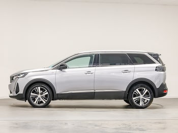 Used Peugeot 5008 2023 for sale - 79031489: Photo