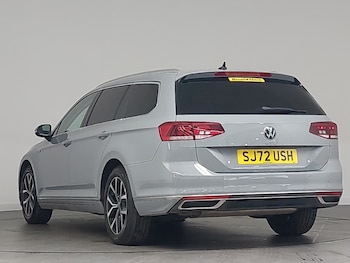 Used Volkswagen Passat 2022 for sale - 78595011: Photo