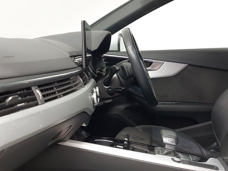 Used Audi A4 2021 for sale - 77956816: Photo 5