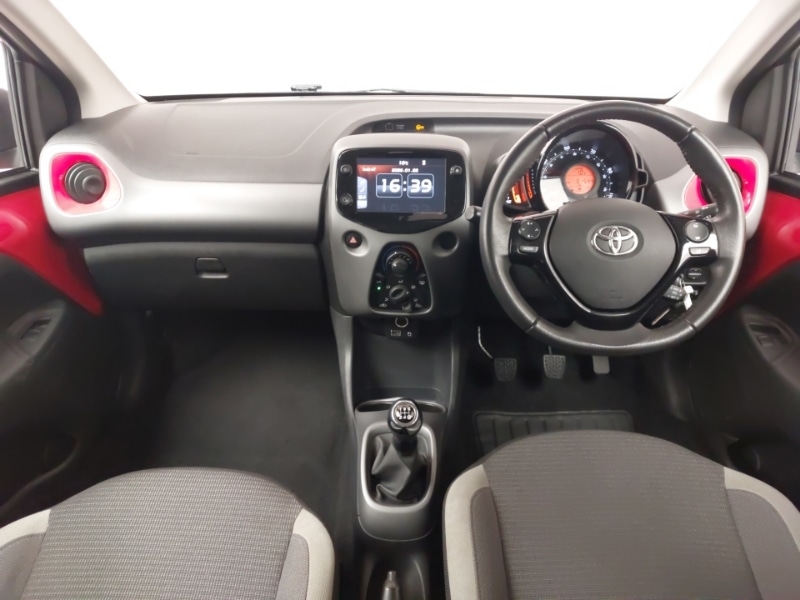 Used Toyota AYGO 2021 for sale - 77289700: Photo 2