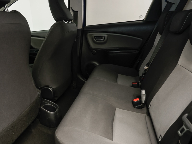 Used Toyota Yaris 2018 for sale - 76879942: Photo 6