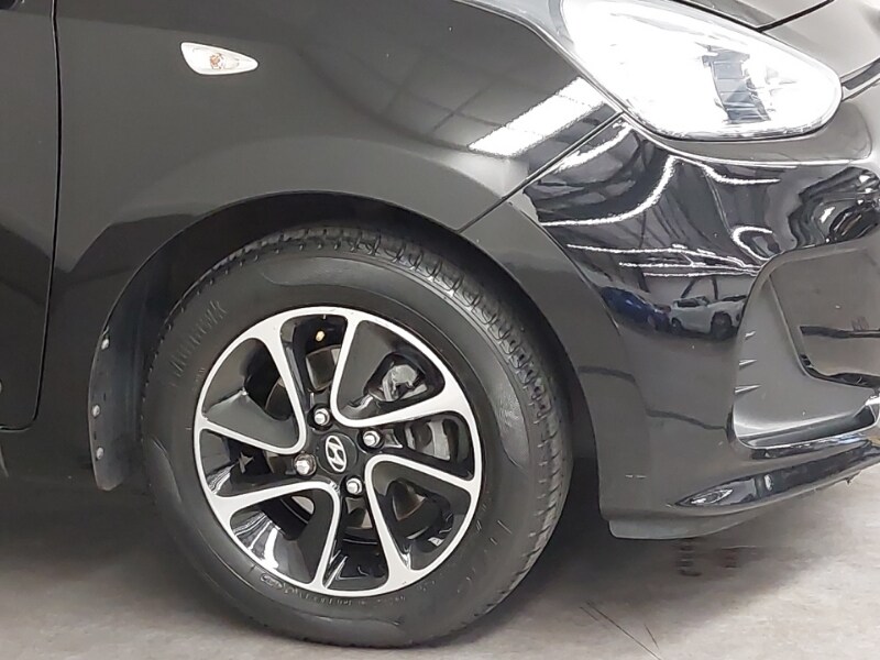 Used Hyundai i10 2018 for sale - 76199301: Photo 9