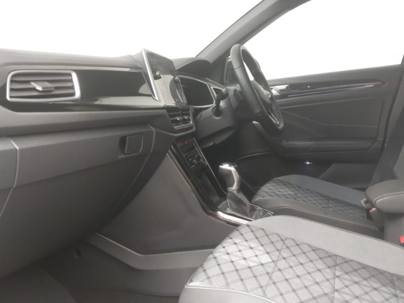 Used Volkswagen T-Roc 2022 for sale - 77536695: Photo 5