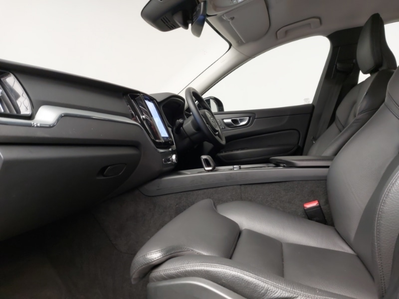 Used Volvo XC60 2023 for sale - 76708061: Photo 5