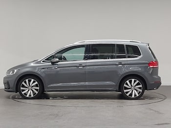 Used Volkswagen Touran 2019 for sale - 76165855: Photo 4