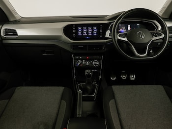 Used Volkswagen T-Cross 2024 for sale - 79513817: Photo