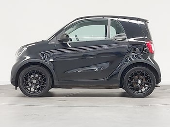 Used smart fortwo 2016 for sale - 77908097: Photo