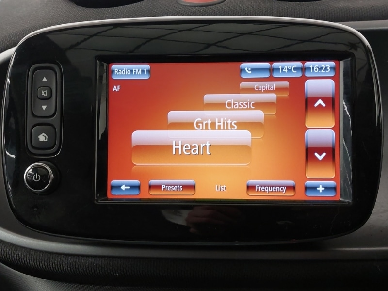 Used smart fortwo 2016 for sale - 77908097: Photo 7