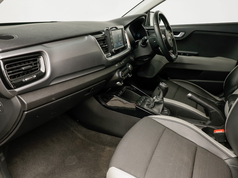 Used Kia Stonic 2018 for sale - 77141734: Photo 5