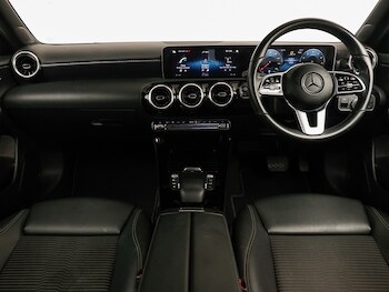 Used Mercedes-Benz A-Class 2020 for sale - 76602519: Photo