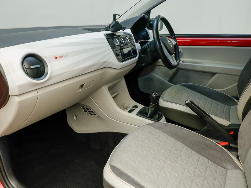 Used Volkswagen up! 2017 for sale - 76540464: Photo 5