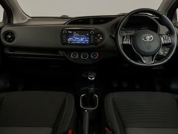 Used Toyota Yaris 2018 for sale - 79755144: Photo