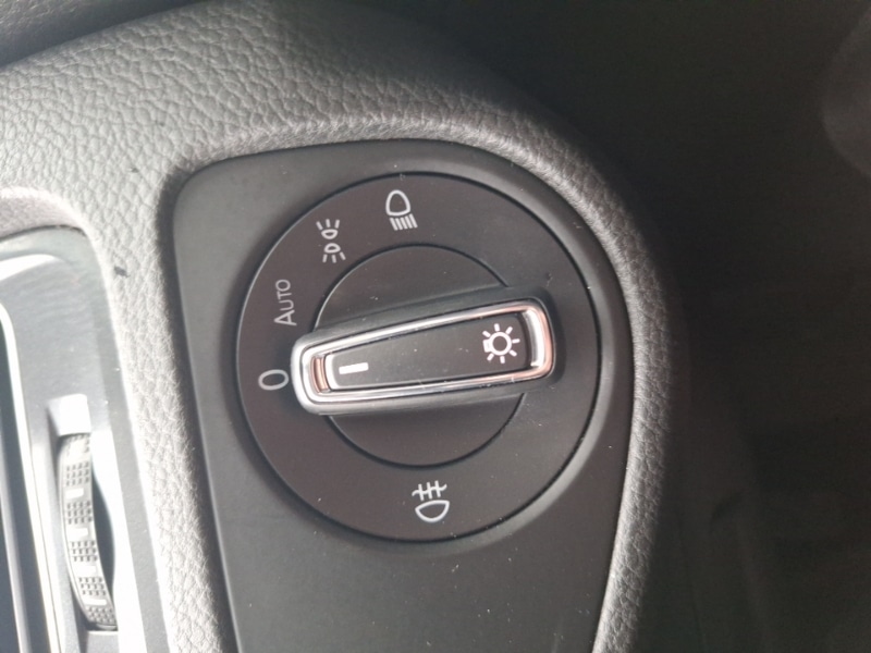 Used Volkswagen Golf 2018 for sale - 77847290: Photo 18