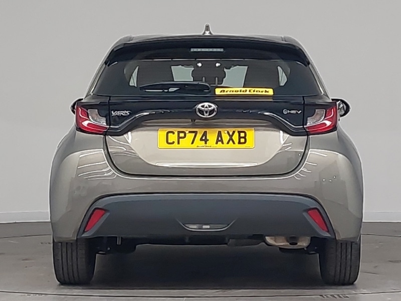 Used Toyota Yaris 2024 for sale - 77443000: Photo 18