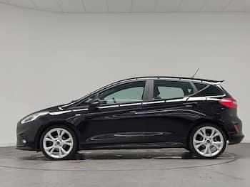 Used Ford Fiesta 2018 for sale - 79635972: Photo