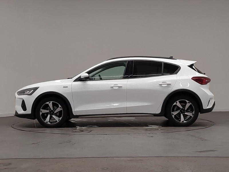 Used Ford Focus 2023 for sale - 77333621: Photo 4