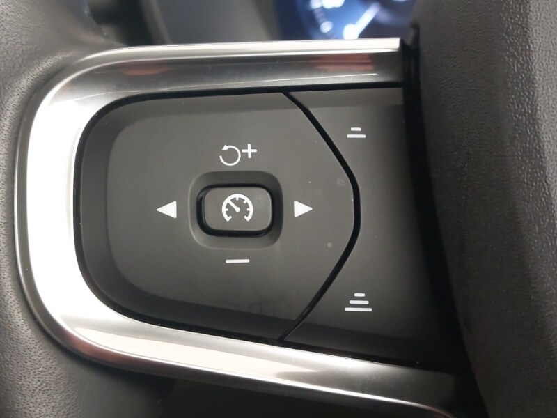 Used Volvo XC40 2020 for sale - 77678170: Photo 16