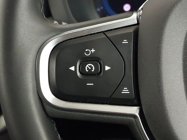 Used Volvo XC60 2024 for sale - 75980591: Photo 17