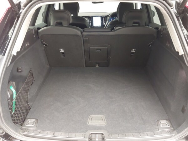 Used Volvo XC60 2024 for sale - 75980591: Photo 8