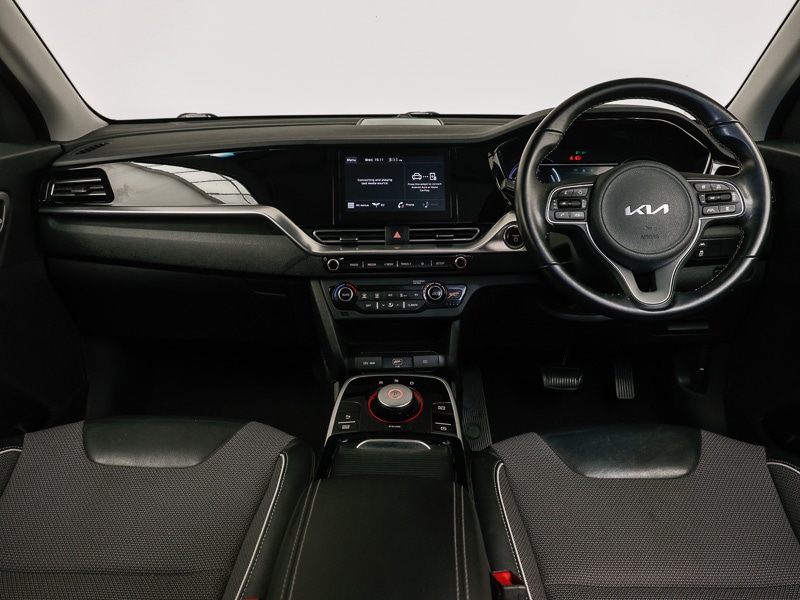 Used Kia Niro 2021 for sale - 76643987: Photo 2