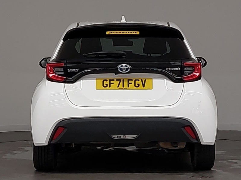 Used Toyota Yaris 2021 for sale - 76983433: Photo 18