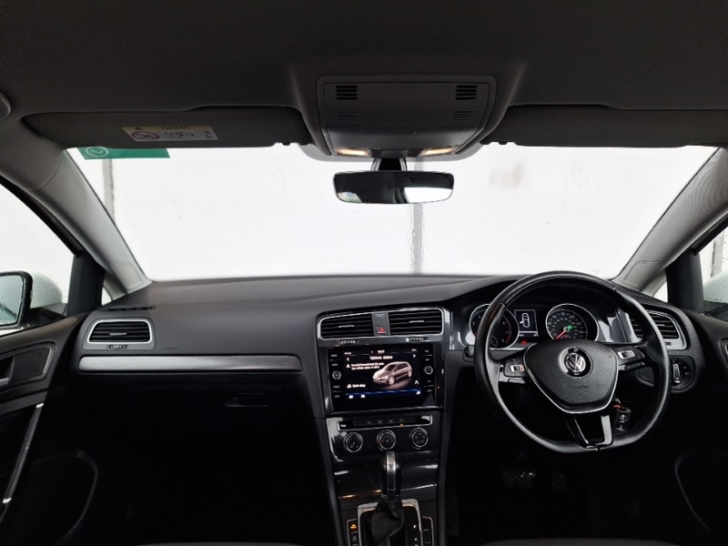 Used Volkswagen Golf 2018 for sale - 78009950: Photo 2